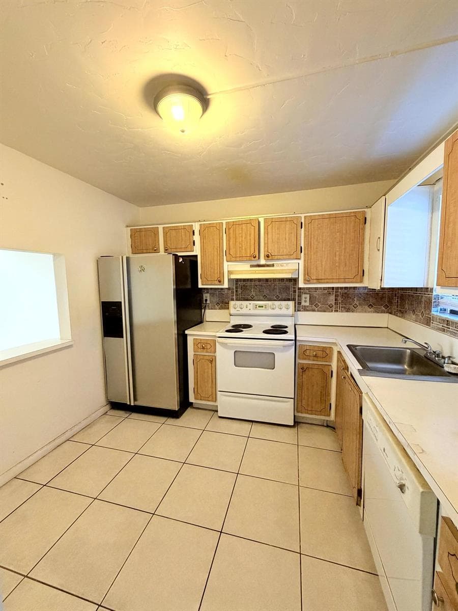 9300 SW 8th Street # 107, Boca Raton, FL 33428 photo 5