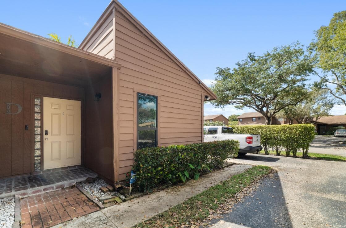 6194 Pine Tree Lane # D, Tamarac, FL 33319 photo 4
