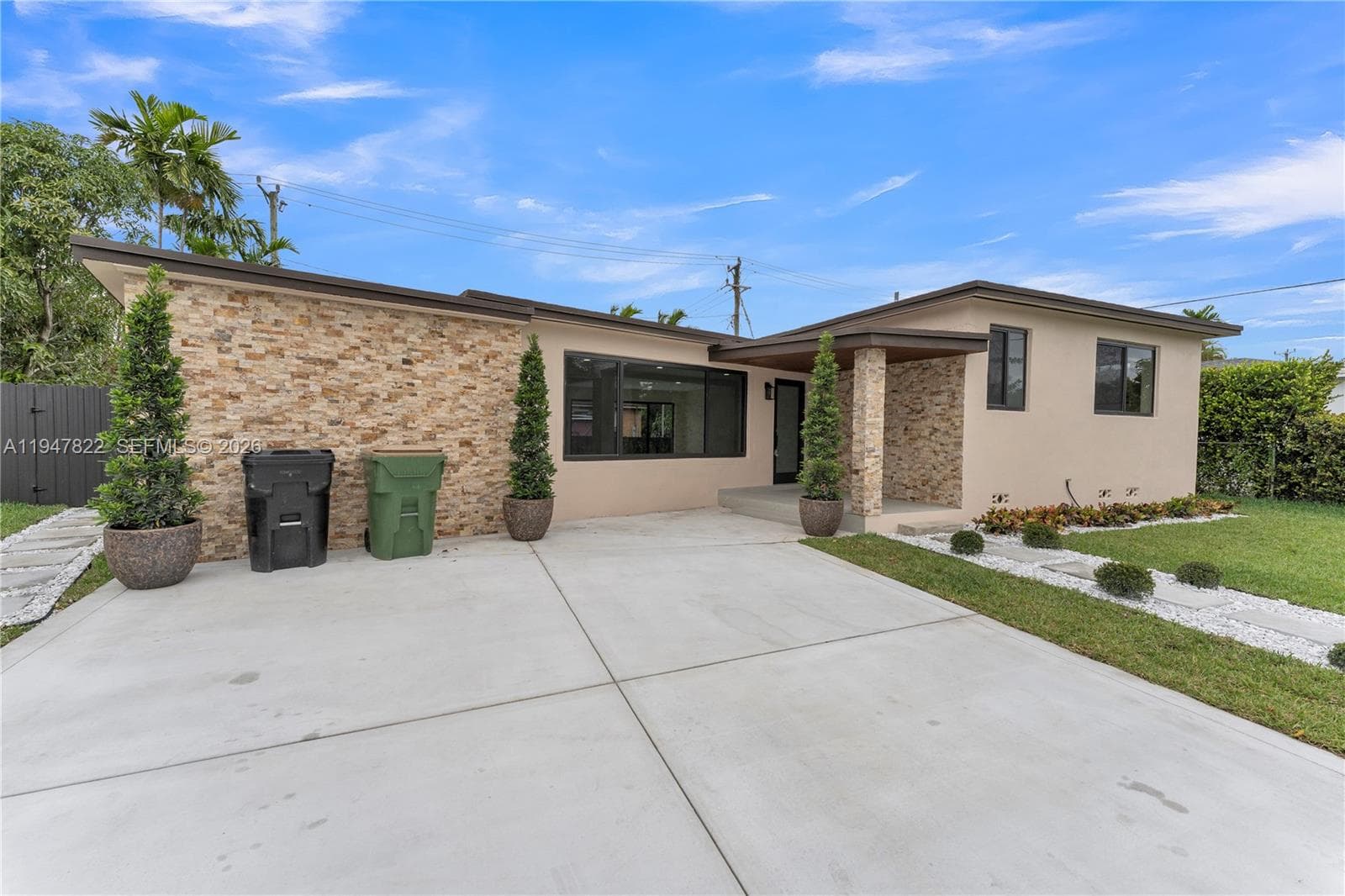 141 NE 122nd St, North Miami, FL 33161 photo 2