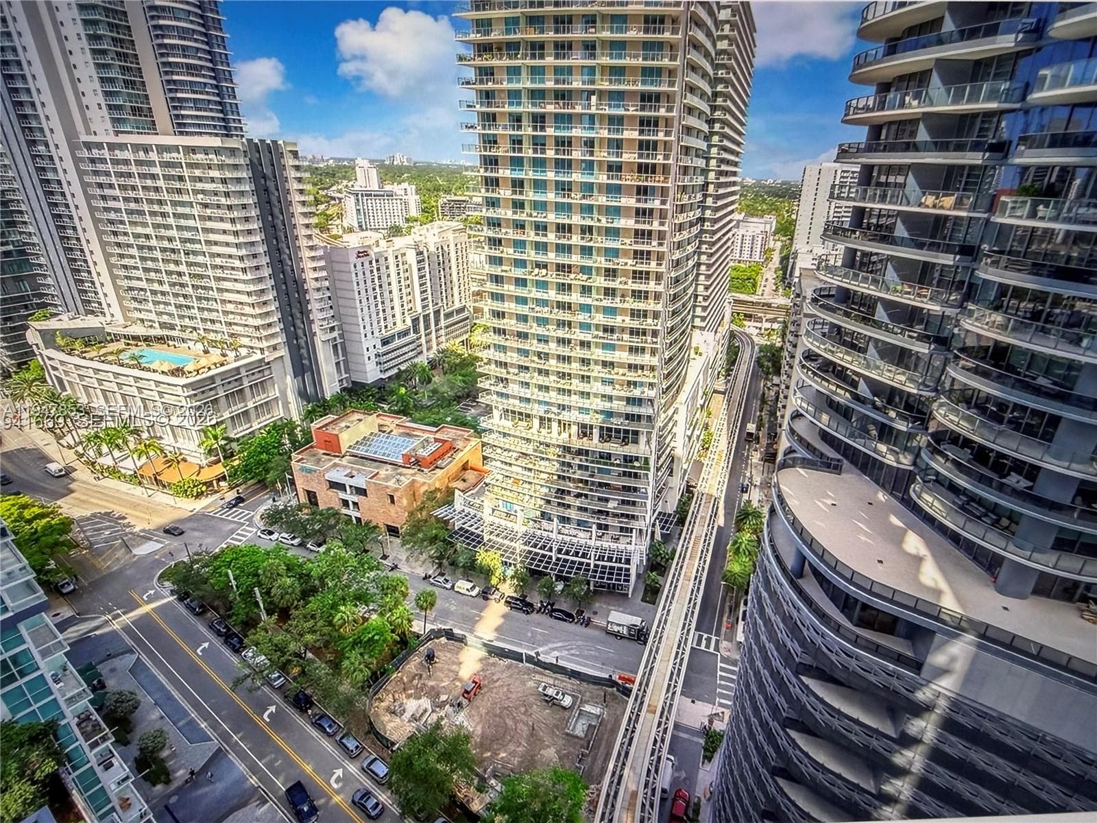 1050 Brickell Ave # 1816, Miami, FL 33131 photo 3