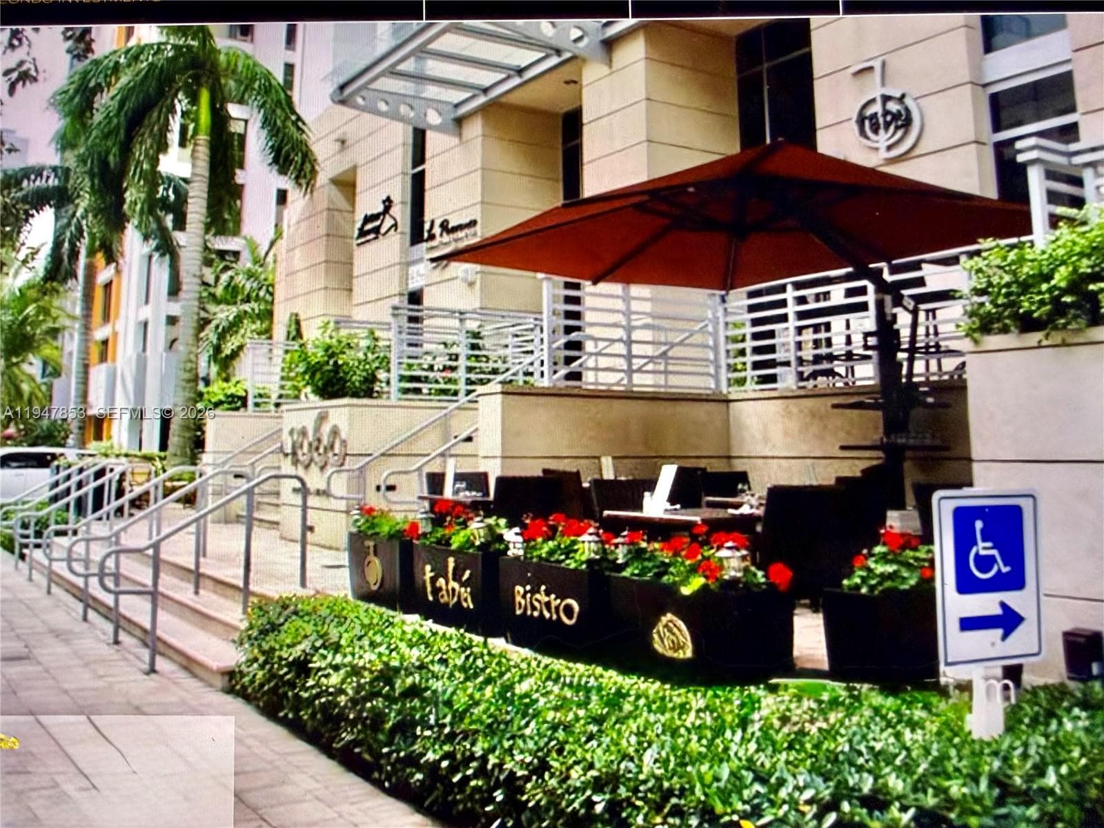 1050 Brickell Ave # 1816, Miami, FL 33131 photo 4
