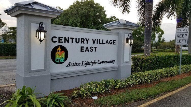 295 Newport T # 295, Deerfield Beach, FL 33442