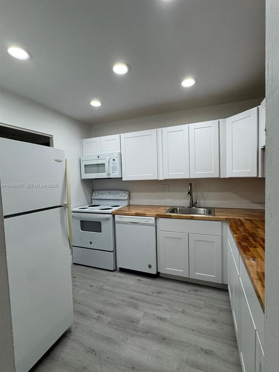 8051 S Colony Cir S # 210, Tamarac, FL 33321 photo 5