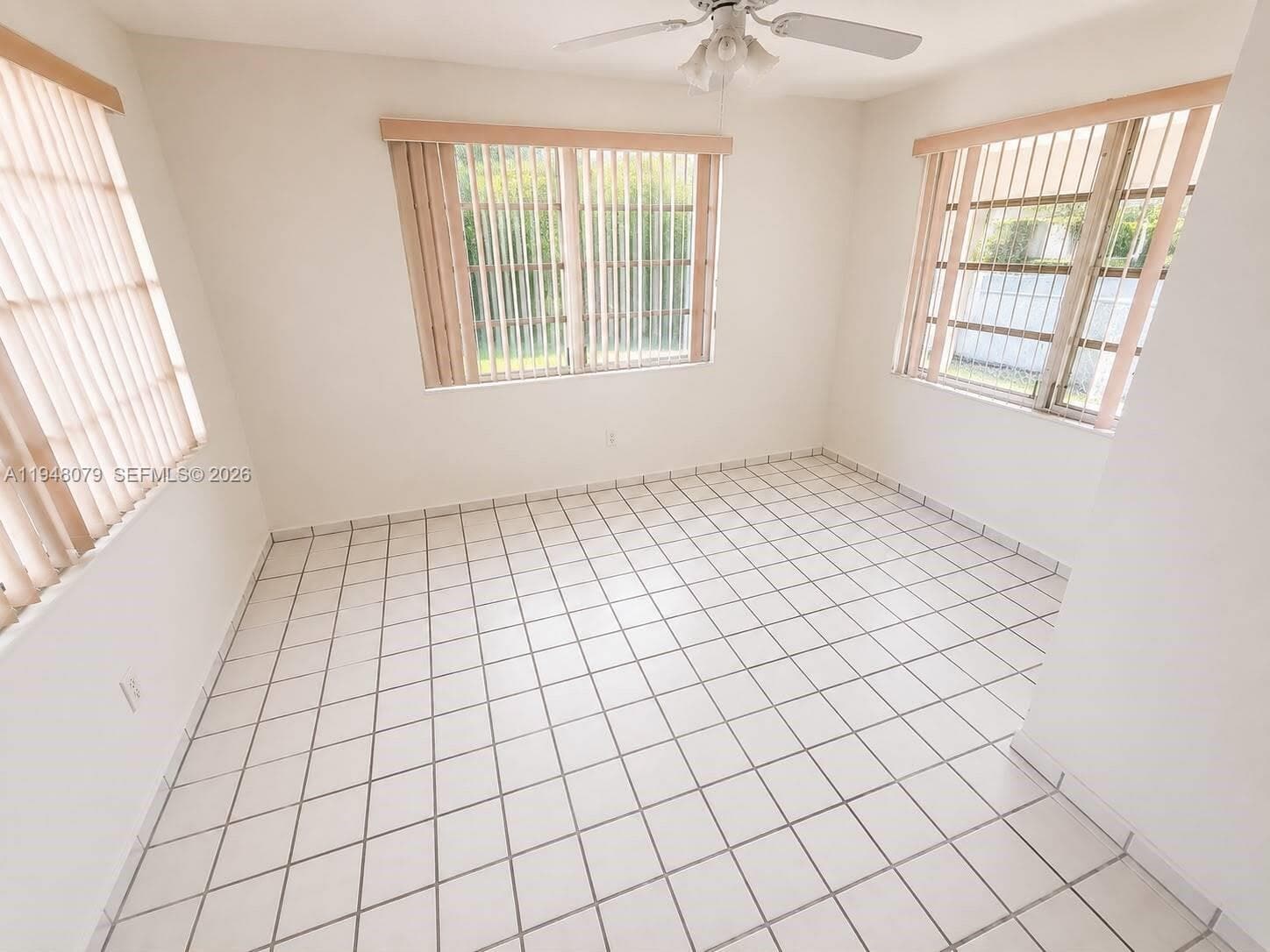 5181 NW 5th St, Miami, FL 33126 photo 2