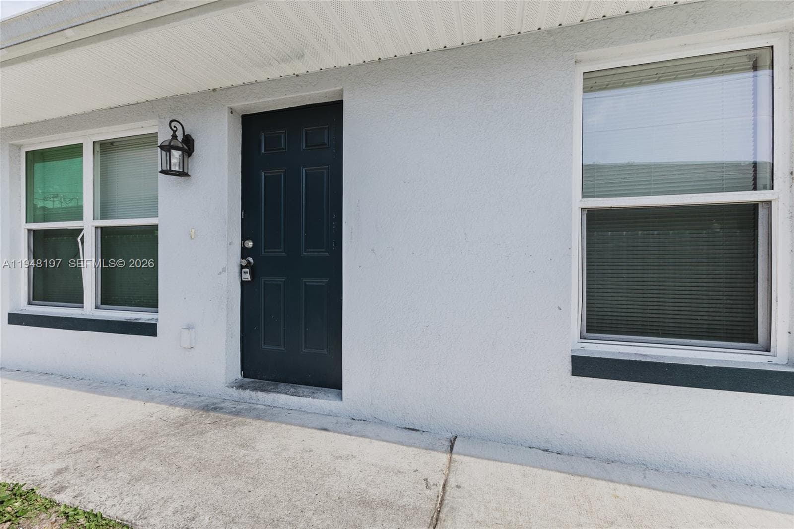 2403/2405 Maple Ave, Fort Myers, FL 33901 photo 3