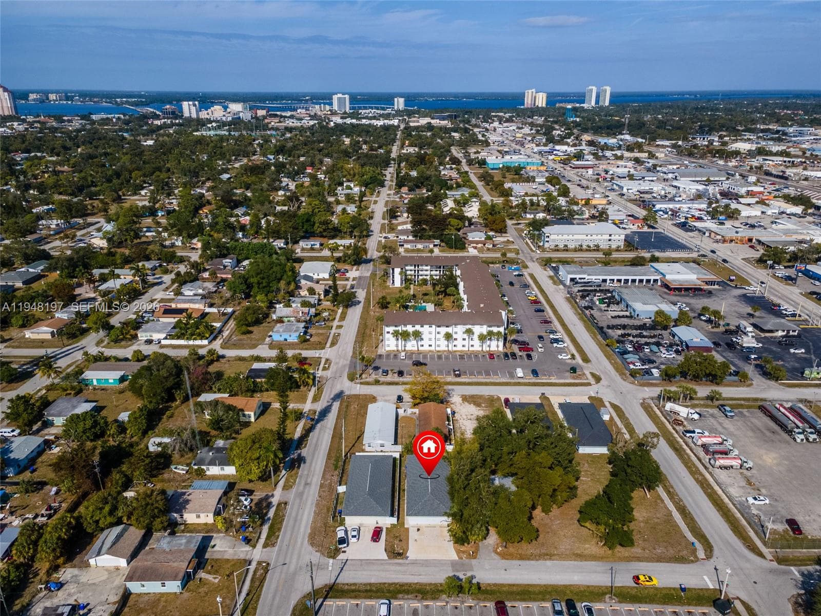 2403/2405 Maple Ave, Fort Myers, FL 33901 photo 4