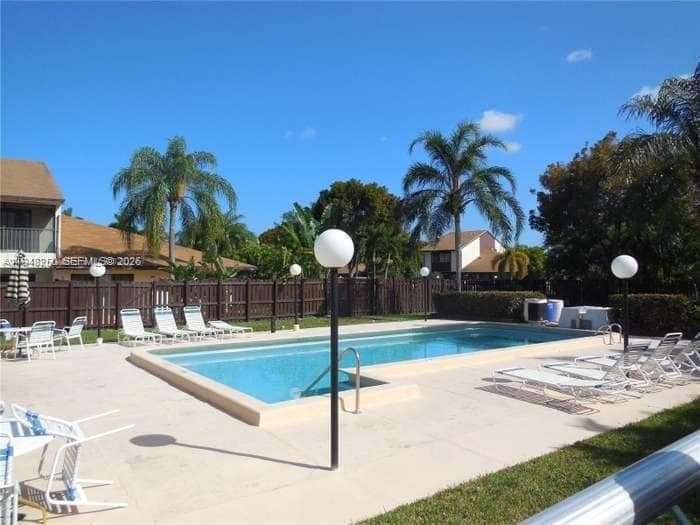 20033 NE 2nd Pl, Miami, FL 33179 photo 4