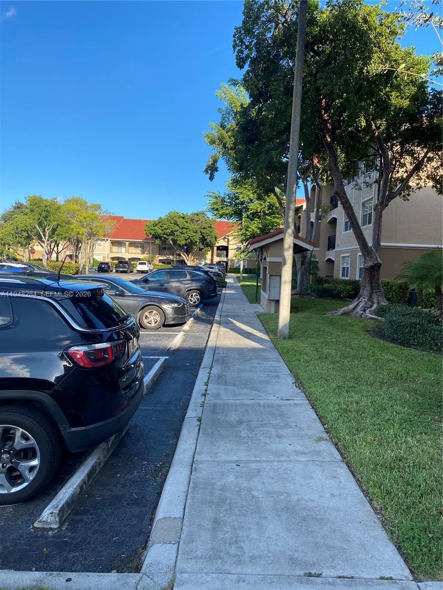 11630 SW 2nd St # 17101, Pembroke Pines, FL 33025 photo 3