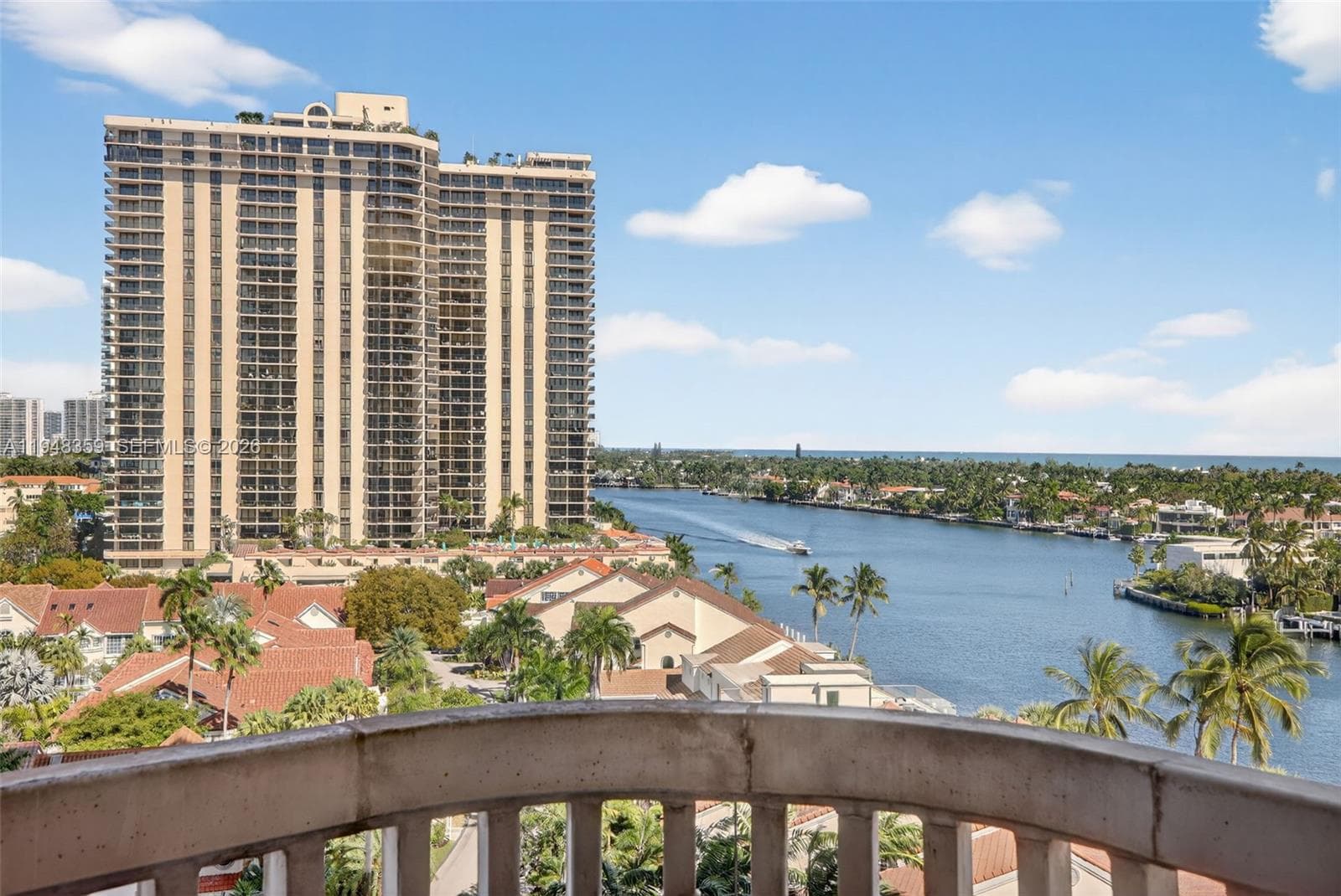 19355 Turnberry Way # 8L, Aventura, FL 33180 photo 2