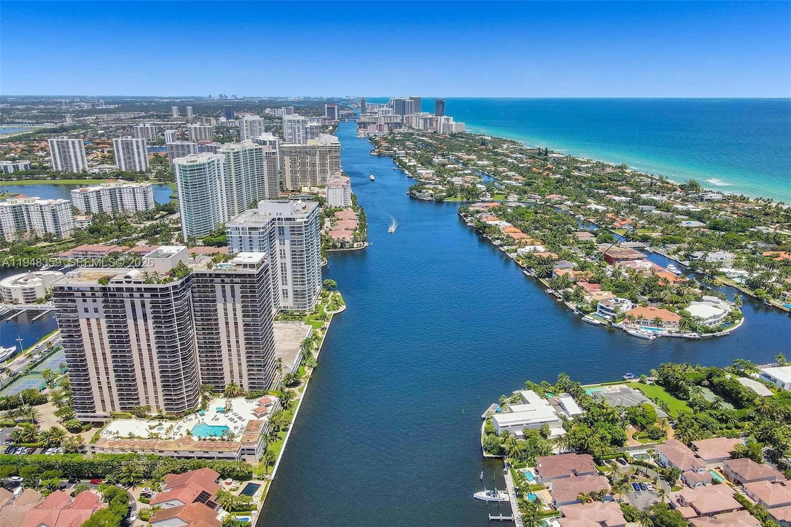 19355 Turnberry Way # 8L, Aventura, FL 33180 photo 3