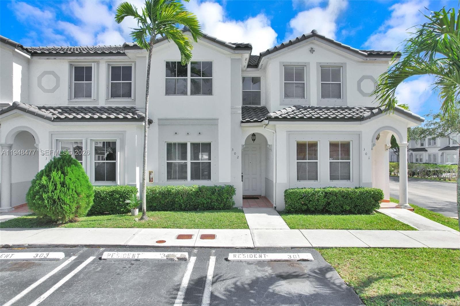 5420 NW 107 AVE # 302, Doral, FL 33178 photo 2