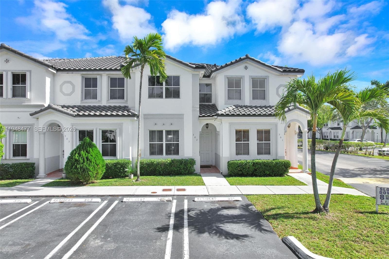 5420 NW 107 AVE # 302, Doral, FL 33178 photo 3
