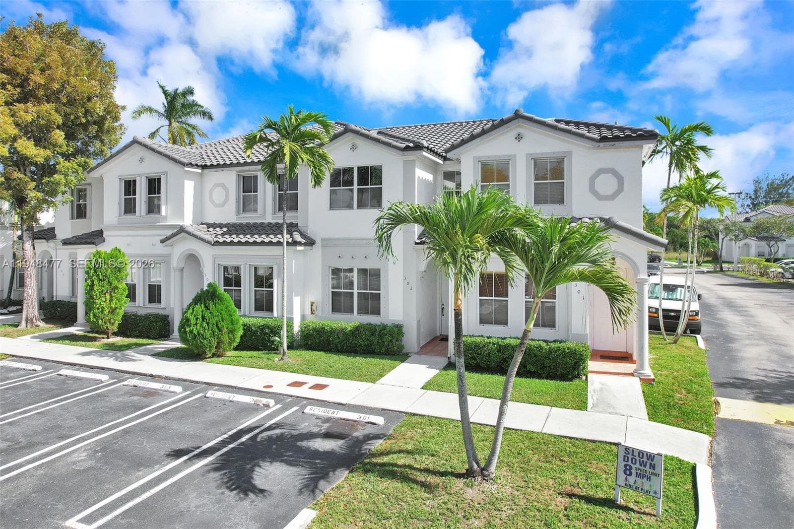 5420 NW 107 AVE # 302, Doral, FL 33178 photo 4