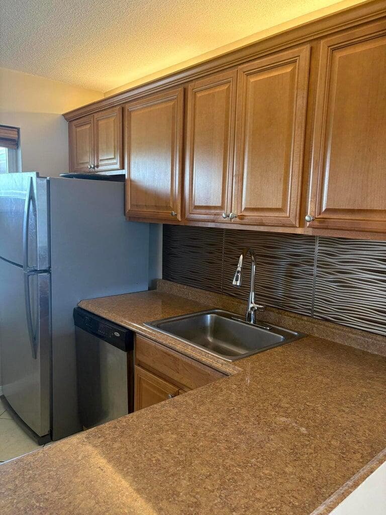 2770 S Garden Drive # 304, Lake Worth, FL 33461 photo 5