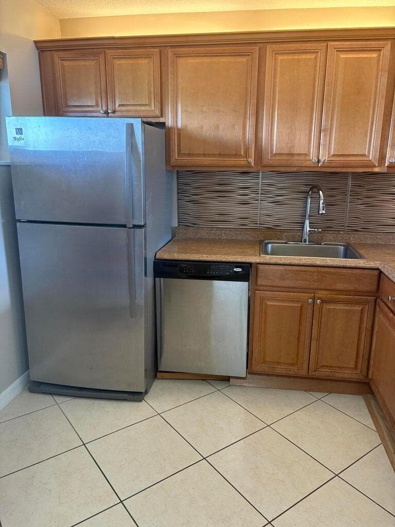2770 S Garden Drive # 304, Lake Worth, FL 33461 photo 4