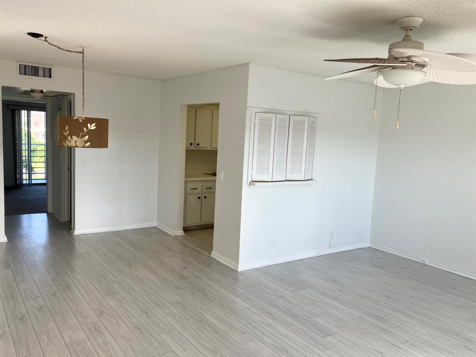 156 Suffolk D, Boca Raton, FL 33434 photo 4