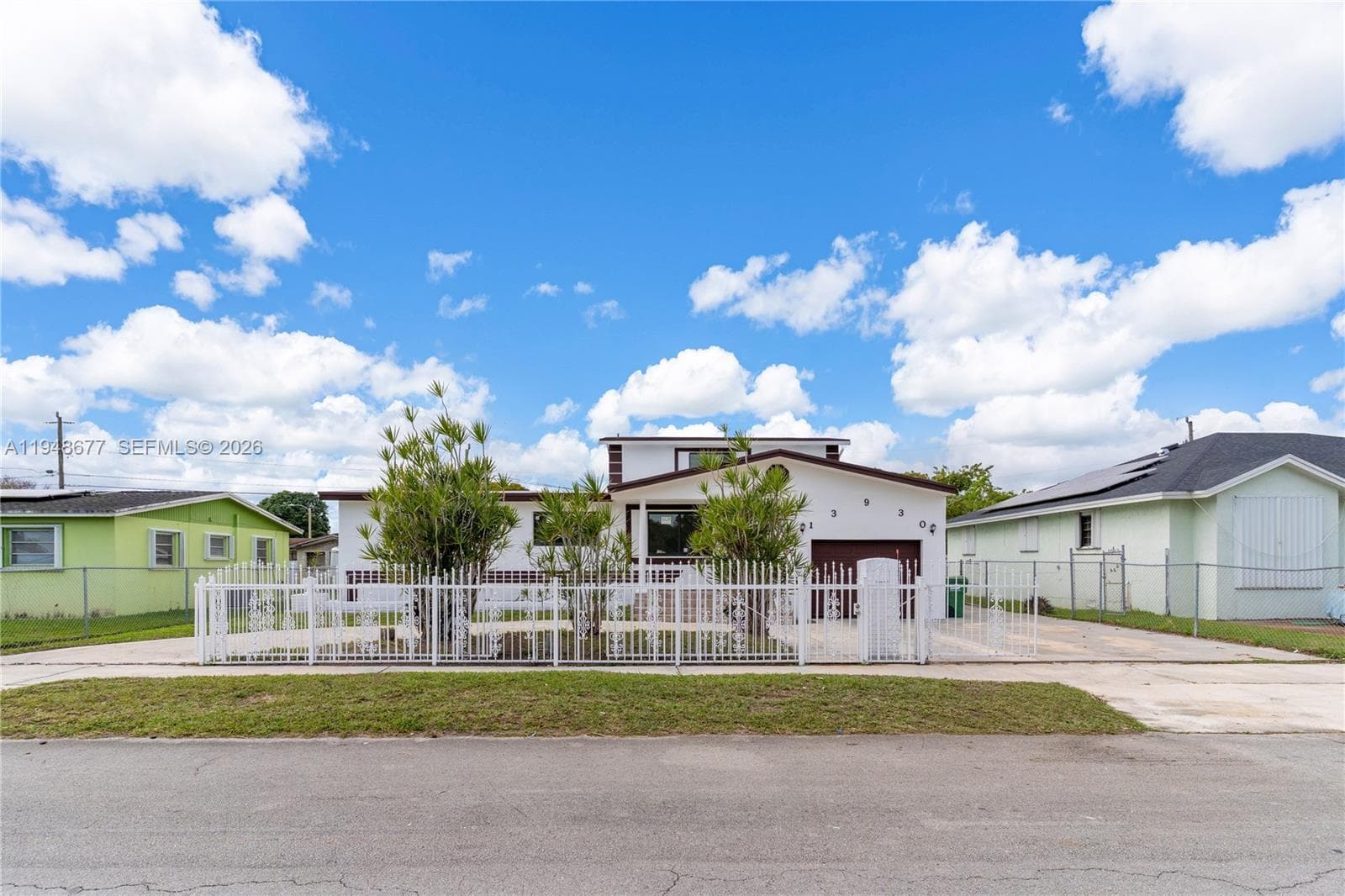 13930 Van Buren St, Miami, FL 33176 photo 2