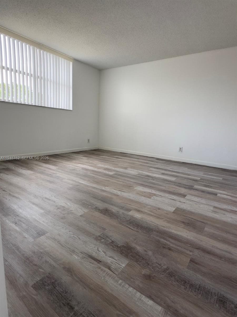 500 Executive Center Dr # 2N, West Palm Beach, FL 33401 photo 4