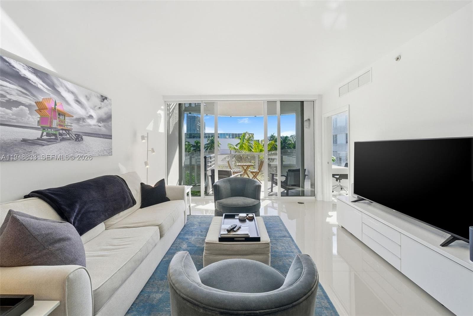 2155 Washington Ct # 303, Miami Beach, FL 33139 photo 3