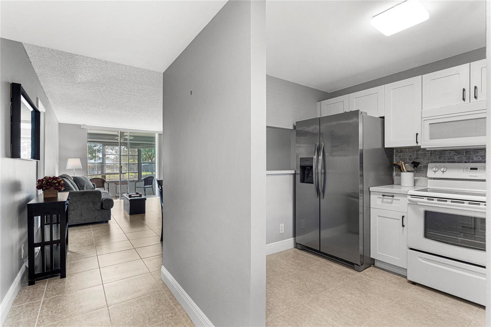 9700 Sunrise Lakes Boulevard # 101, Sunrise, FL 33322 photo 4