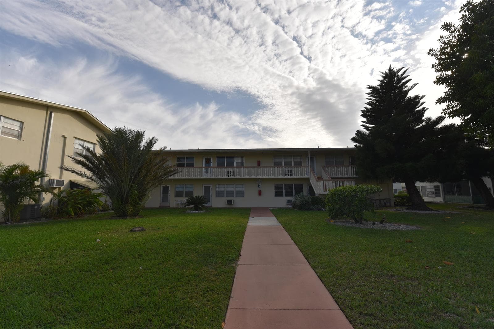 112 Salisbury # E, West Palm Beach, FL 33417
