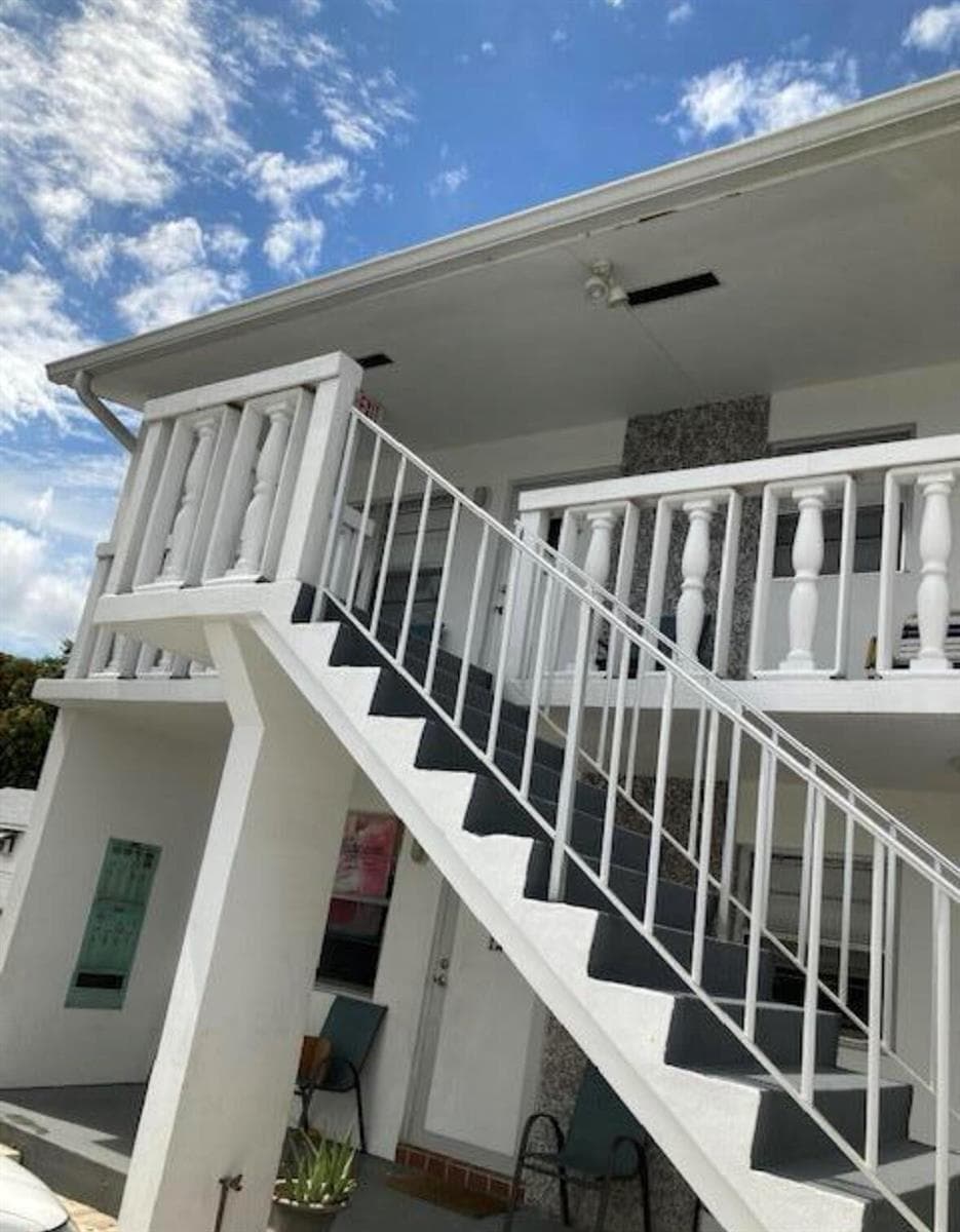 602 N H Street # 1a, FL 33460 photo 2