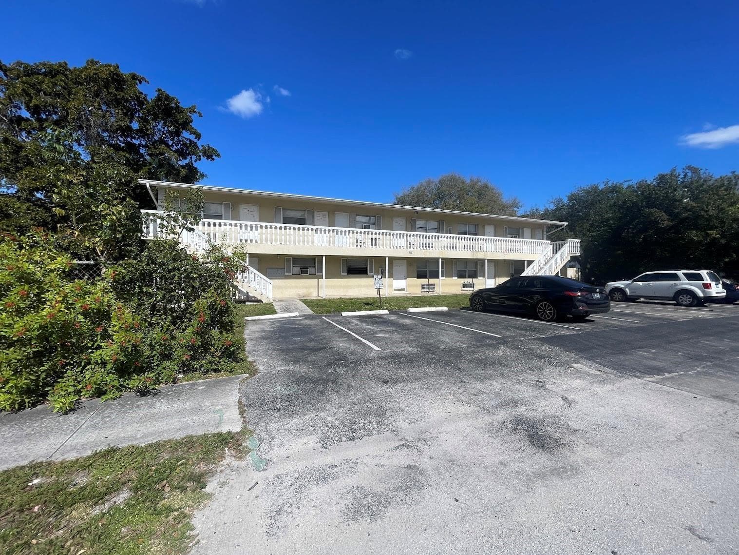 751 NW 5th Street, Fort Lauderdale, FL 33311 photo 2