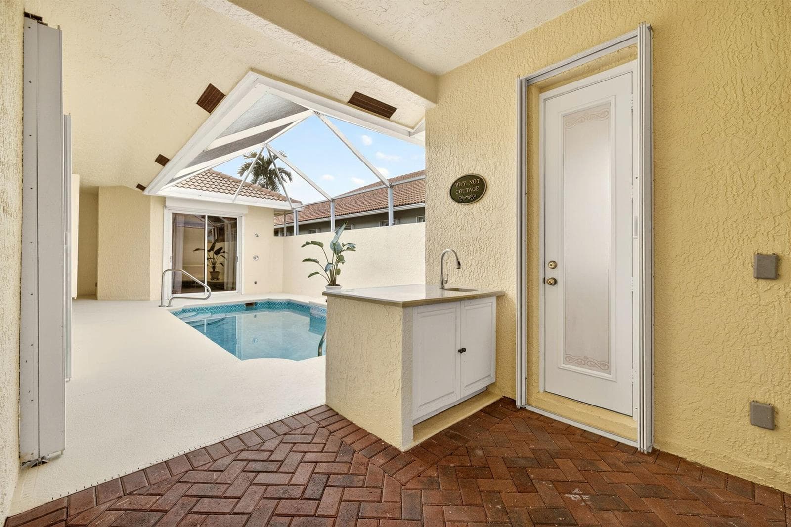 3305 Caracal Drive, Fort Pierce, FL 34949 photo 4