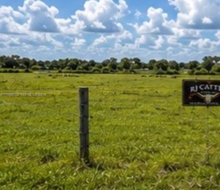 27325 NW 72, Okeechobee, FL 34972 photo 3