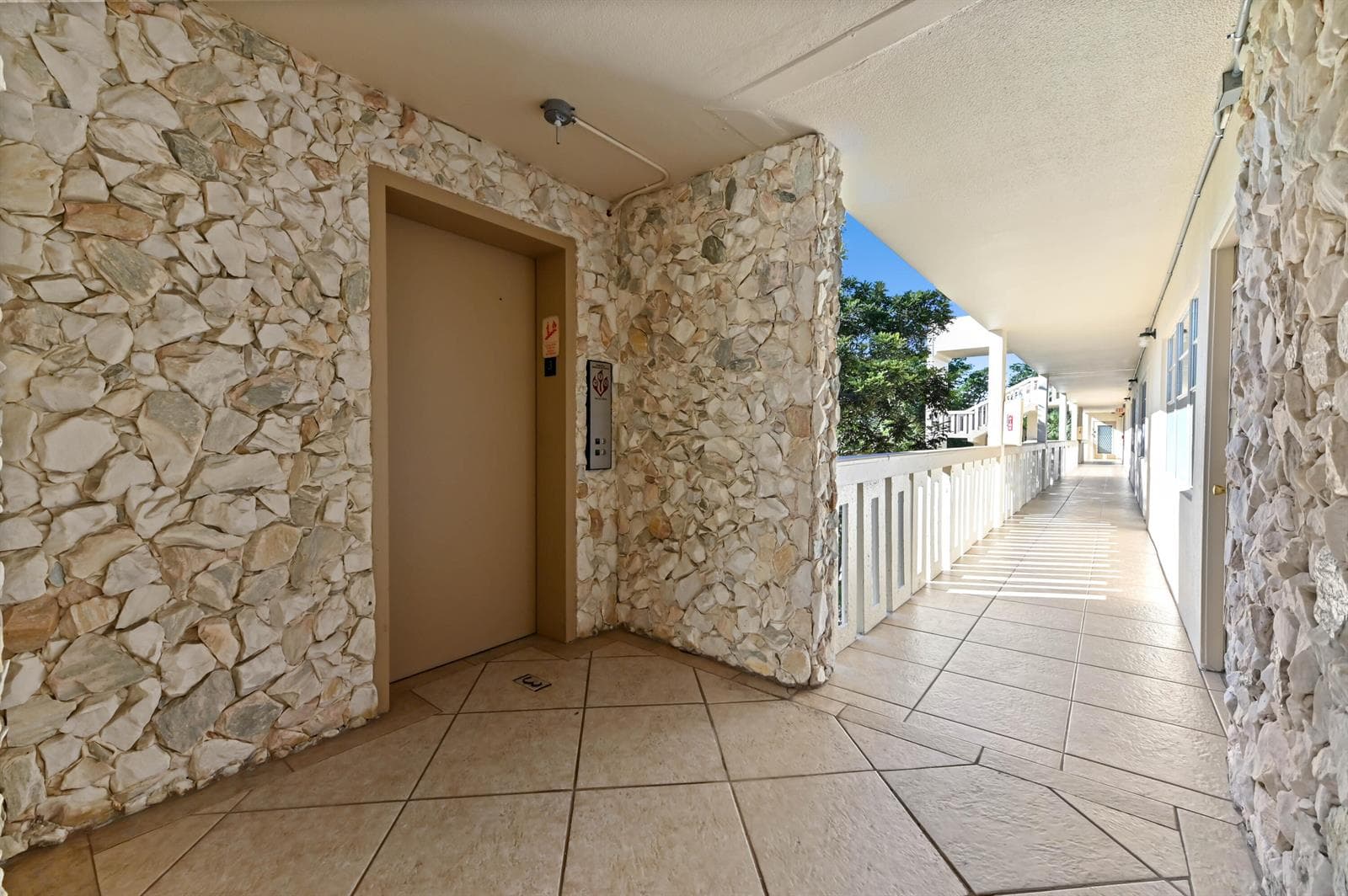 2905 Victoria Place # K3, Coconut Creek, FL 33066 photo 3