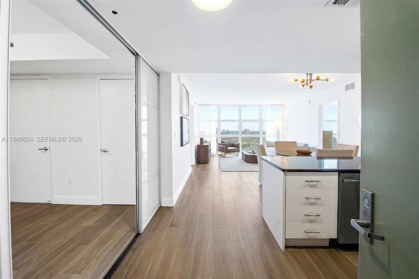 50 Biscayne Blvd # 3904, Miami, FL 33132 photo 2