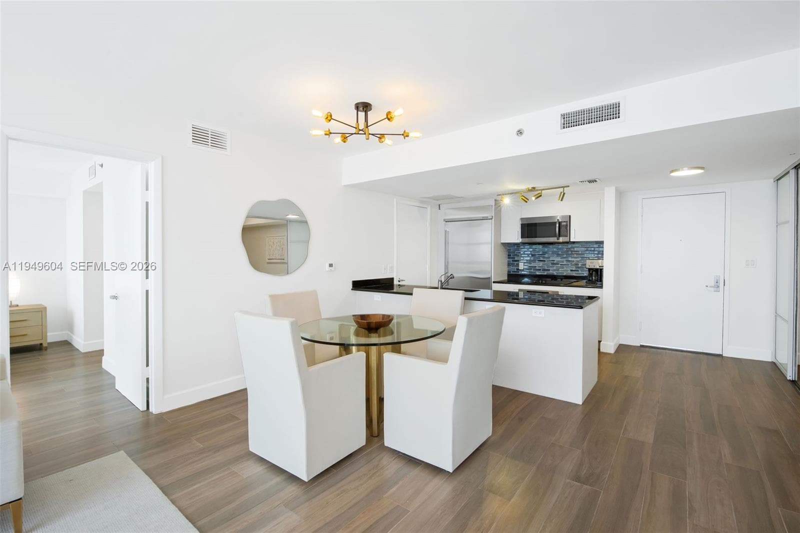 50 Biscayne Blvd # 3904, Miami, FL 33132 photo 5