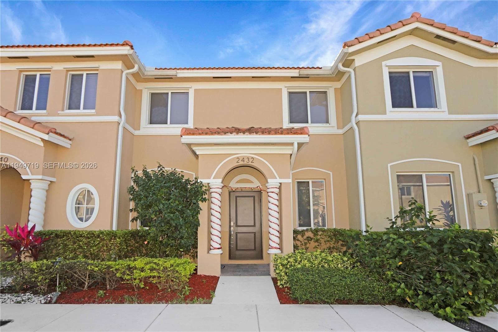 2432 SE 10th Ct, Homestead, FL 33035