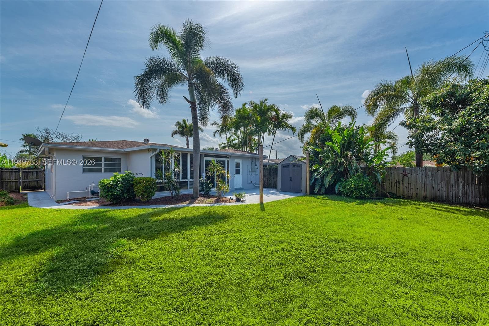 81 NE 47th St, Oakland Park, FL 33334 photo 4