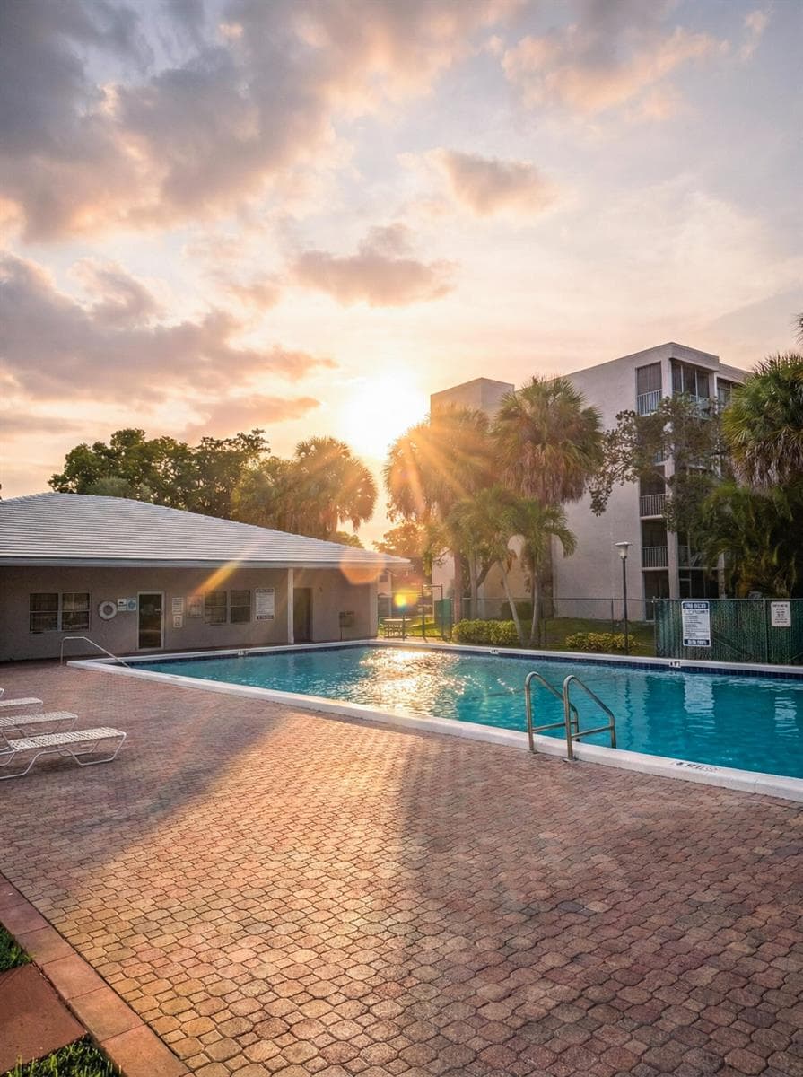 1100 NW 87th Avenue # 405, Coral Springs, FL 33071 photo 2