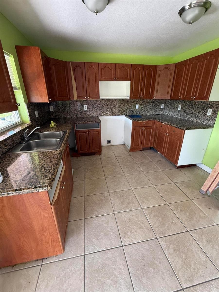 472 Avenida Del Sur, Clewiston, FL 33440 photo 4