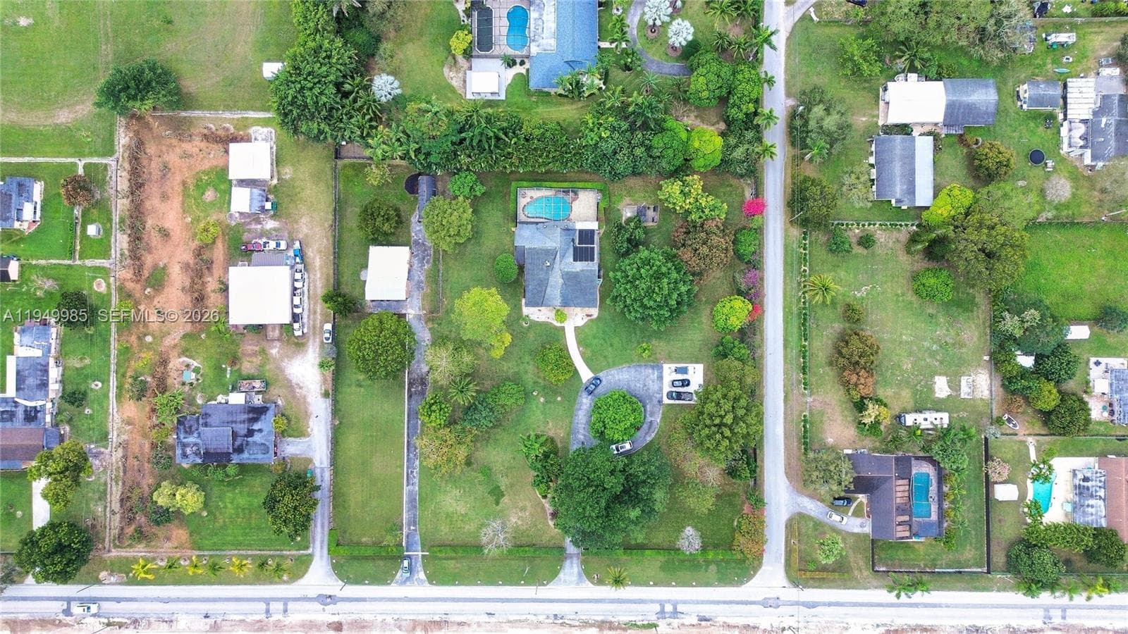 19280 SW 304th St, Homestead, FL 33030 photo 2