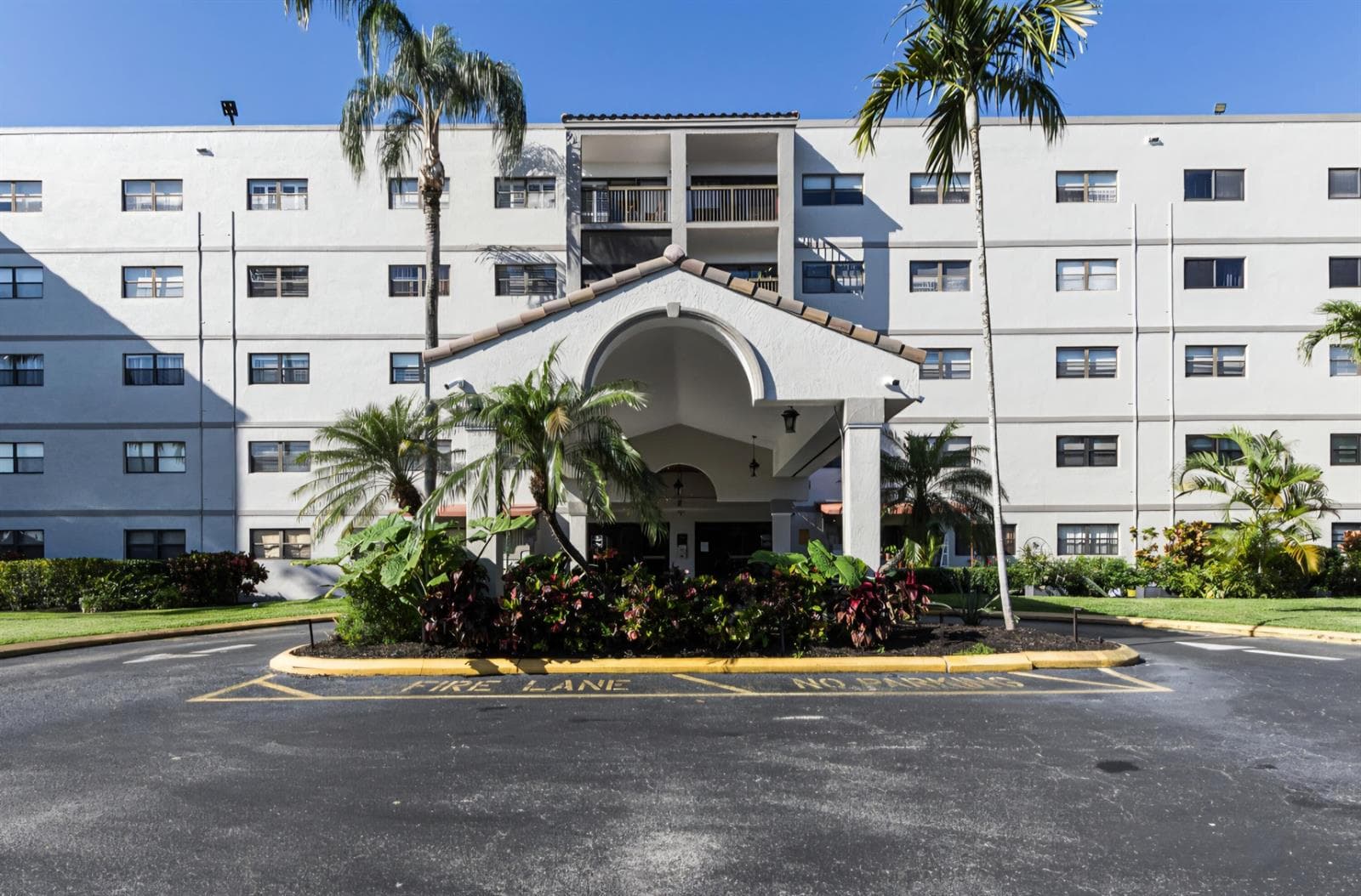 701 NW 19th Street # 401, Fort Lauderdale, FL 33311 photo 2