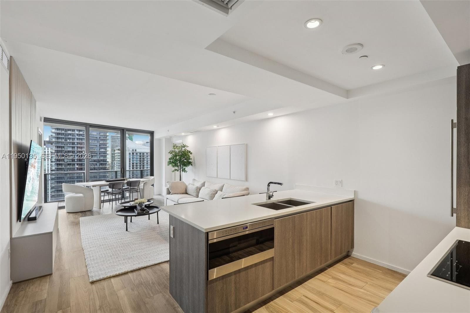 801 S Miami Ave # 3802, Miami, FL 33130 photo 4