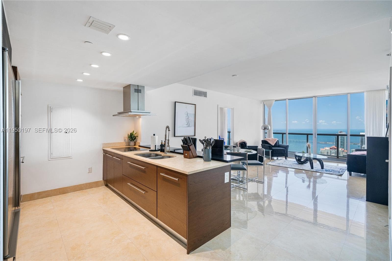 495 Brickell # 5705, Miami, FL 33131 photo 3