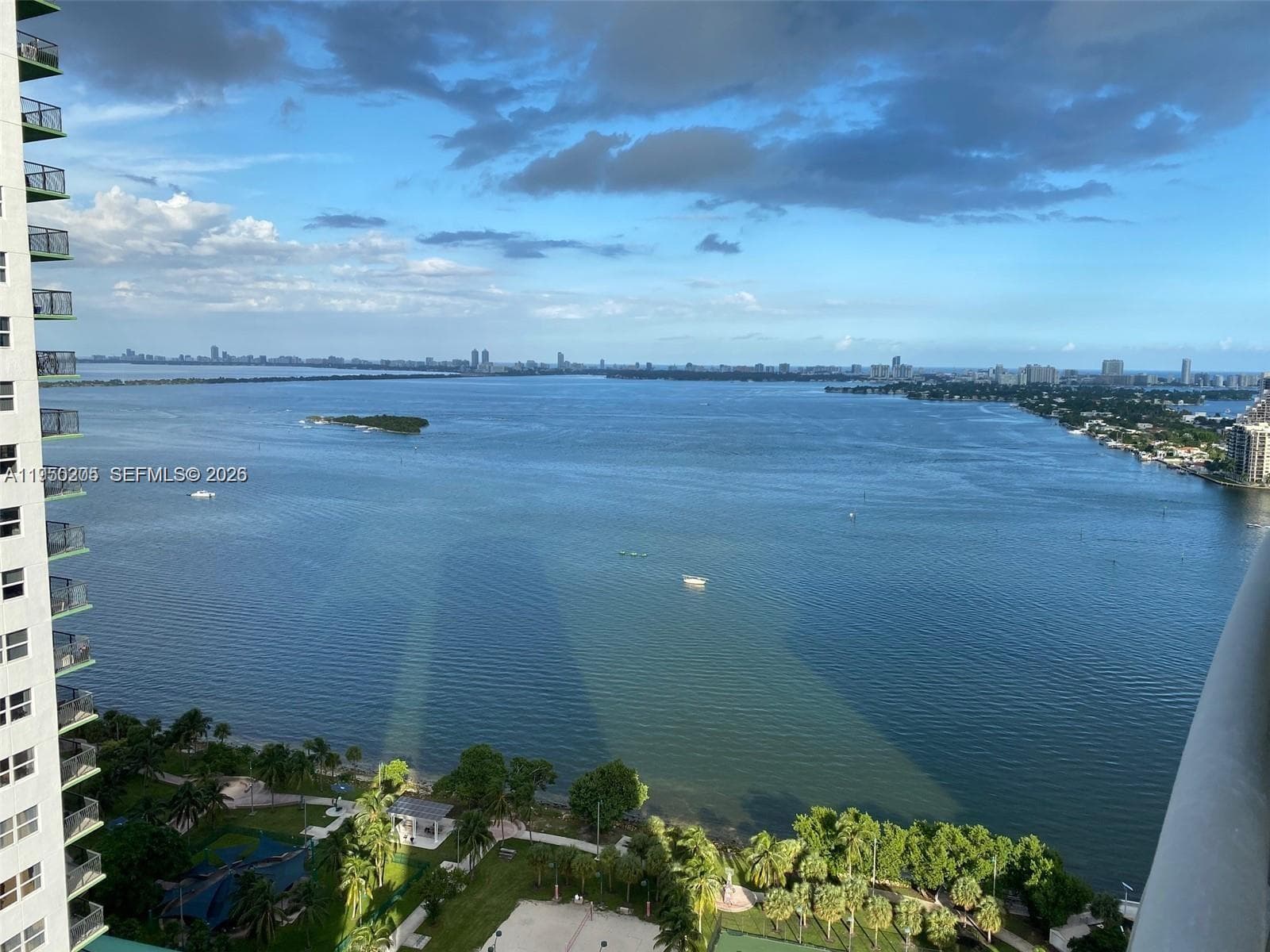 1750 N Bayshore Dr # 3005, Miami, FL 33132 photo 2