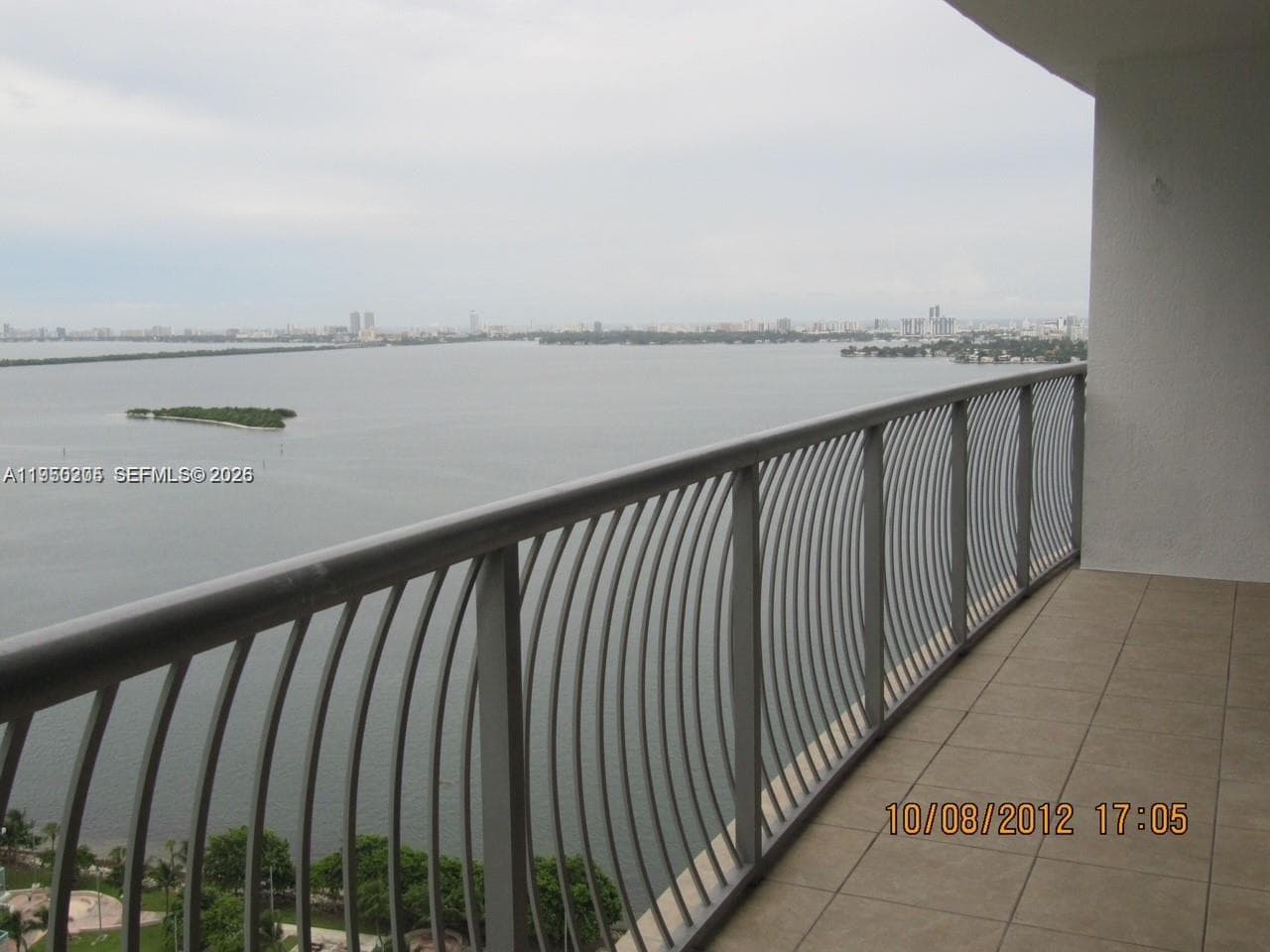 1750 N Bayshore Dr # 3005, Miami, FL 33132 photo 3