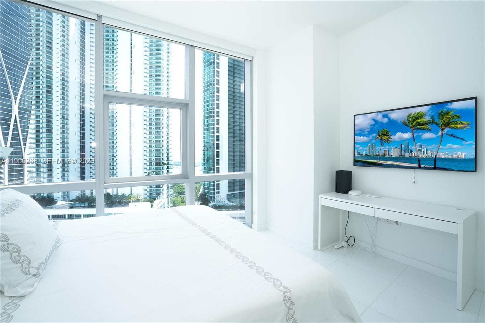 851 NE 1st Ave # 2101, Miami, FL 33132 photo 3