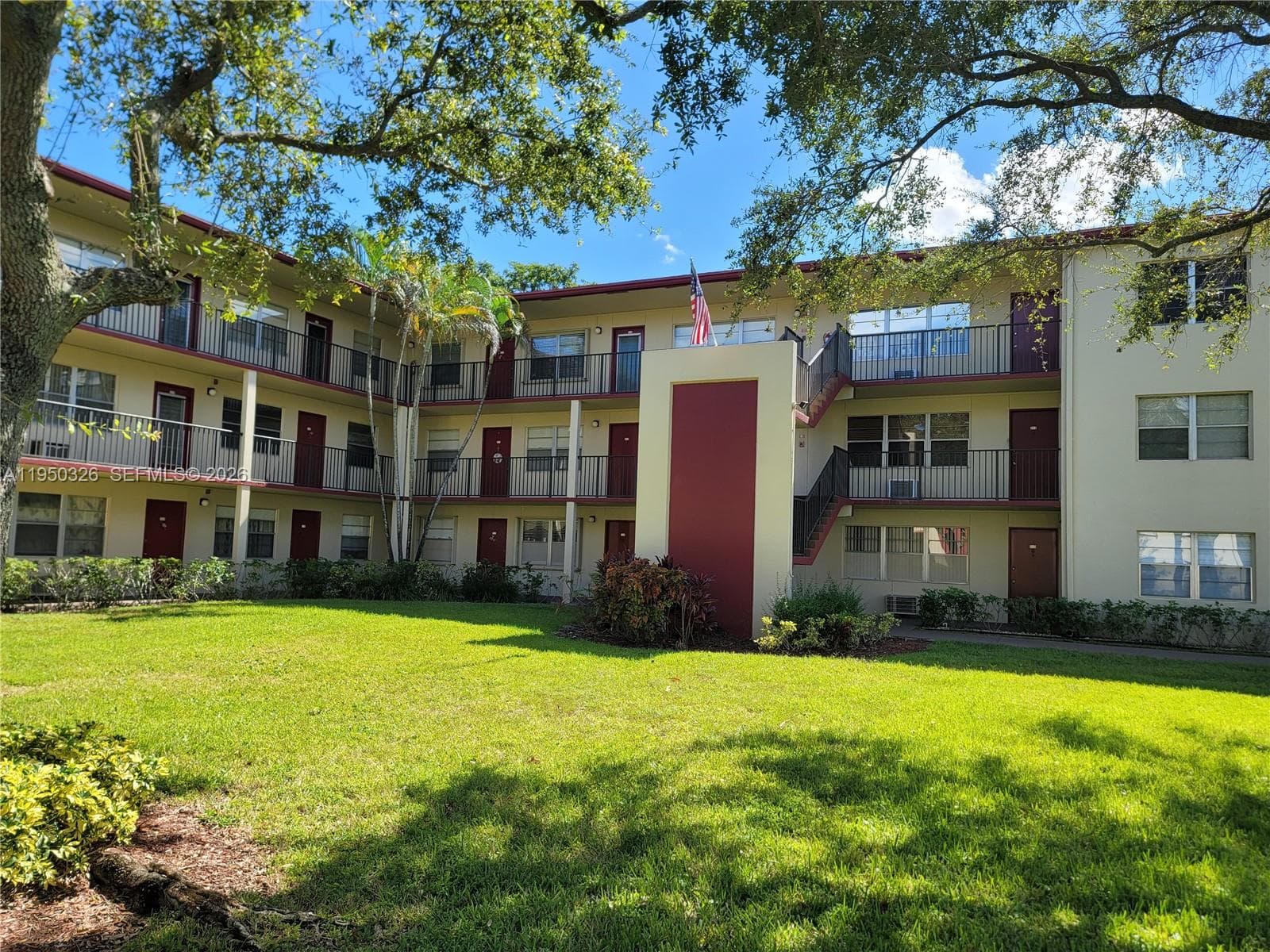 151 SW 134th Way # 312N, Pembroke Pines, FL 33027 photo 3