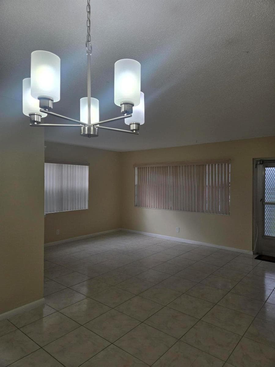 17 Cambridge A, West Palm Beach, FL 33417 photo 5