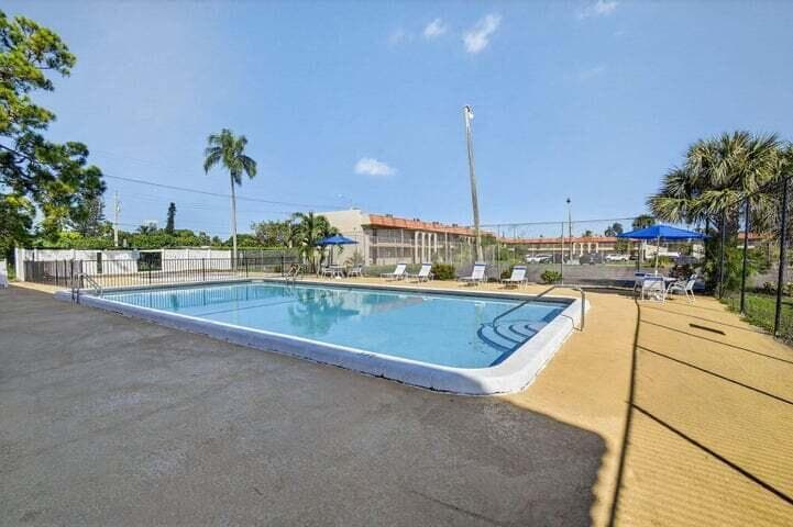 6094 Forest Hill Boulevard # 106, West Palm Beach, FL 33415 photo 5