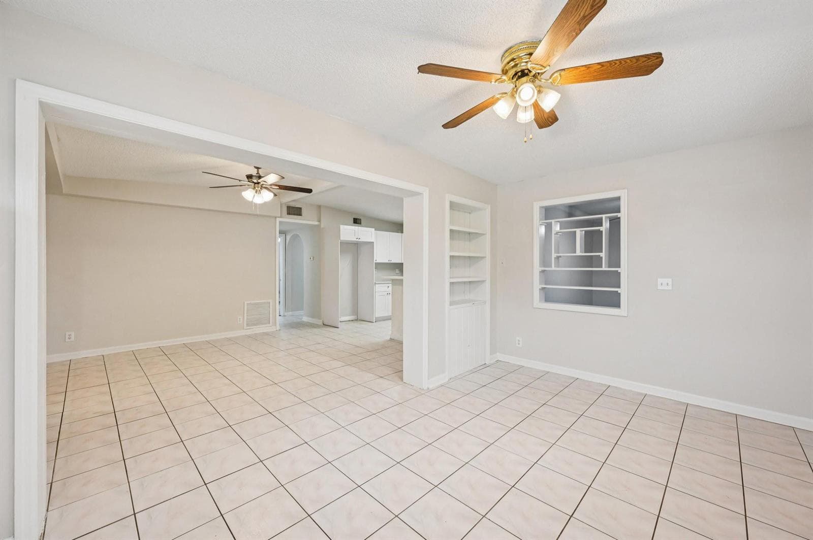 5618 Cinnamon Drive, West Palm Beach, FL 33415 photo 3