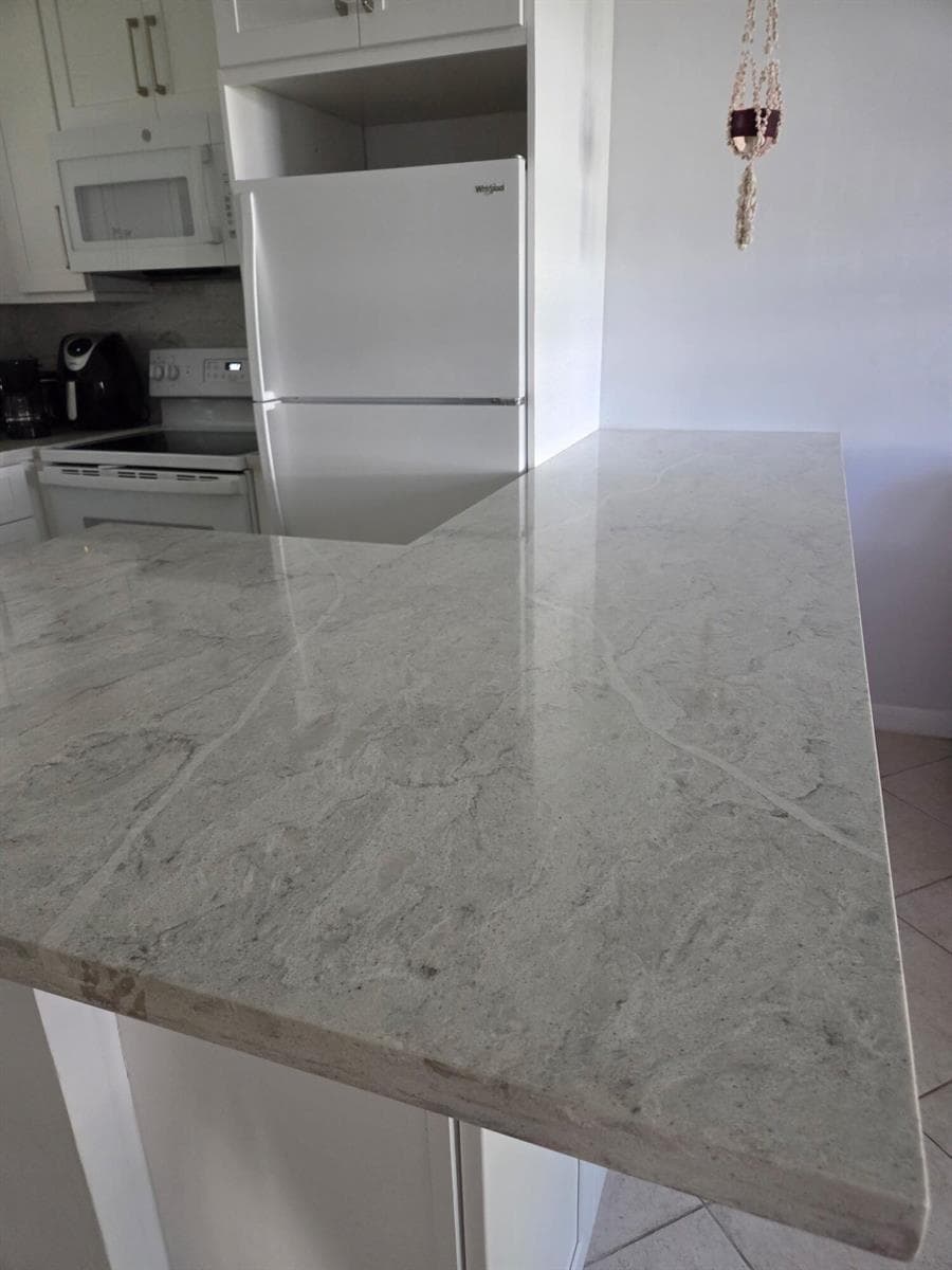 460 Horizons W # 111, Boynton Beach, FL 33435 photo 5