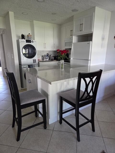 460 Horizons W # 111, Boynton Beach, FL 33435 photo 4