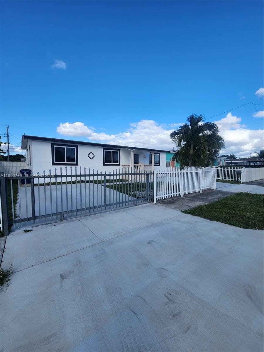 4221 NW 169th Ter, Miami Gardens, FL 33055 photo 3